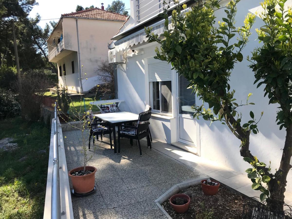 Tona Apartments Τρογκίρ Εξωτερικό φωτογραφία