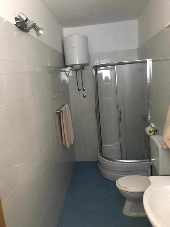 Tona Apartments Τρογκίρ Εξωτερικό φωτογραφία