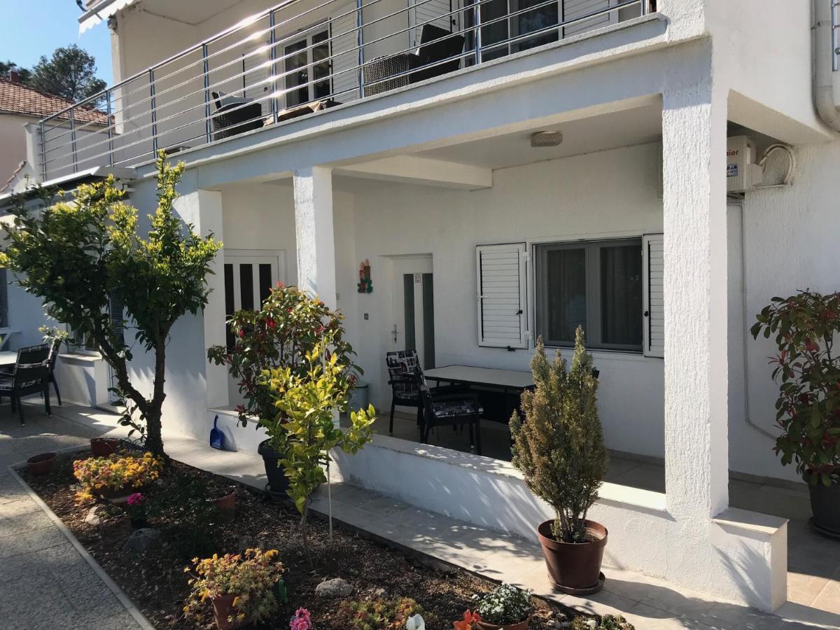 Tona Apartments Τρογκίρ Εξωτερικό φωτογραφία