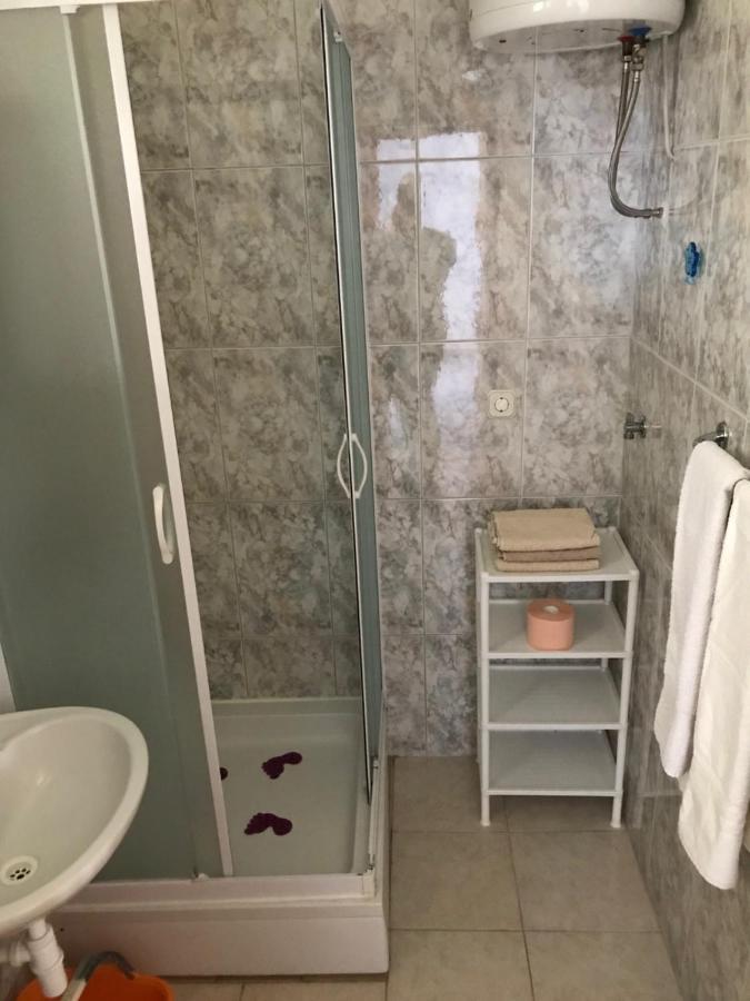 Tona Apartments Τρογκίρ Εξωτερικό φωτογραφία